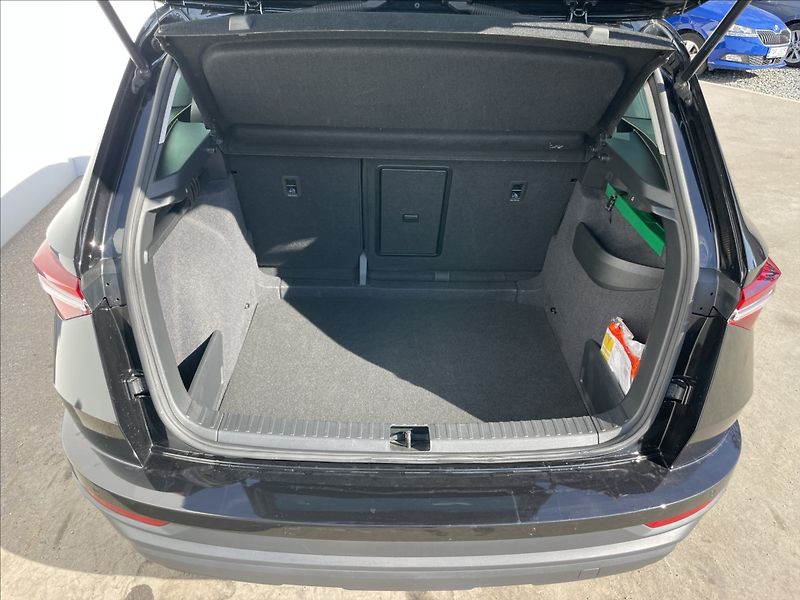 Škoda Karoq 2,0 TDI DSG Style Plus - fotka 25 z 25