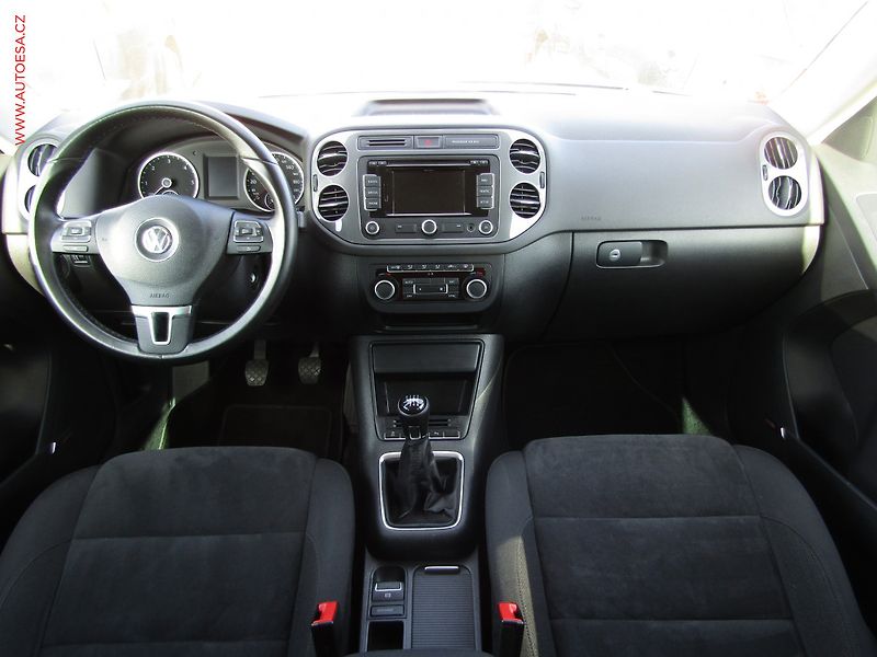 Volkswagen Tiguan (2013) 2.0TDi 4x4, Sport, TZ, xenon - fotka 8 z 18
