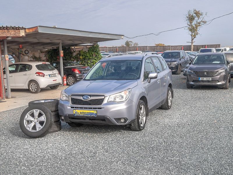 Subaru Forester (2013) 2.0D 108KW – ČR 23.12.2013 - fotka 1 z 48