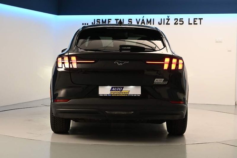 Ford Mustang Mach-E (2022) LED ACC 360 Kamera BO 94%SOH E - fotka 6 z 37
