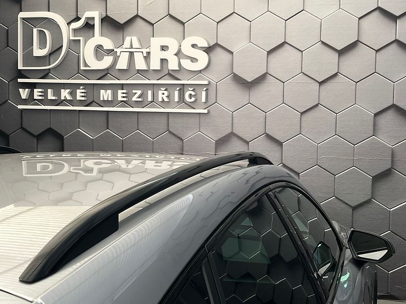 Cupra Formentor 2.0 TSi 140kW DSG 4x4 ČR 1.maj - fotka 43 z 87