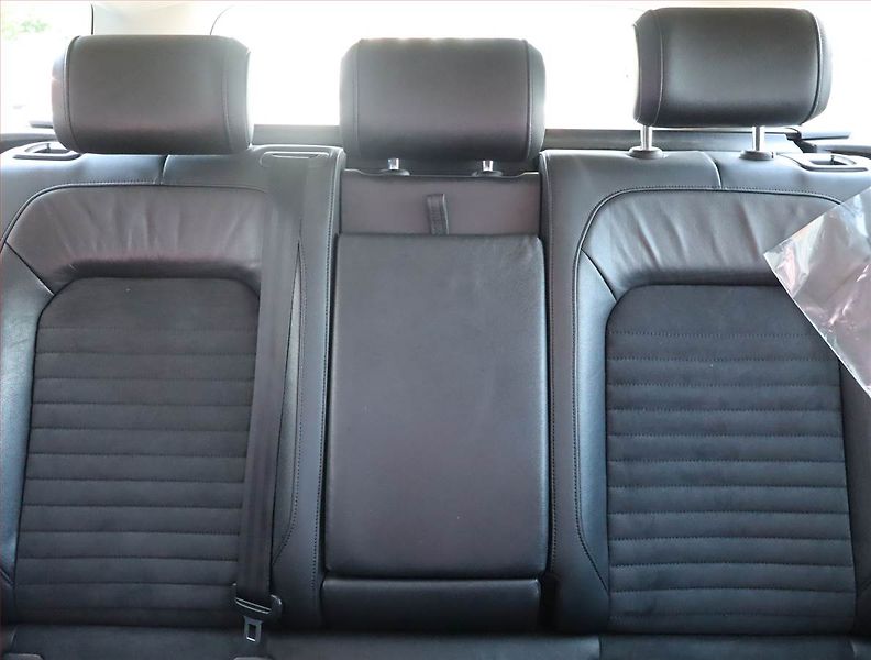 Volkswagen Passat (2016) 2.0 TDI, Automat, Navi - fotka 10 z 19