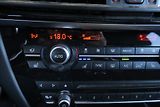 BMW X6 (2017) 3.0 xDrive30d M-Paket - náhled 28