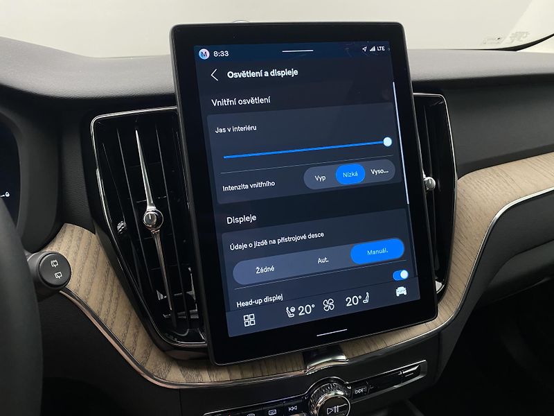 Volvo XC60 T6 AWD RECHARGE DARK PLUS CZ - fotka 55 z 67