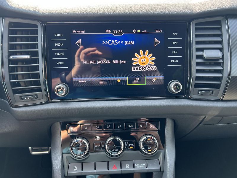 Škoda Kodiaq 2.0 TSi Sportline DSG 4x4  - fotka 17 z 22