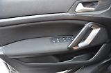 Peugeot 308 (2019) 1.5 HDi 96kW NAVI /STK 06/2028 - náhled 16