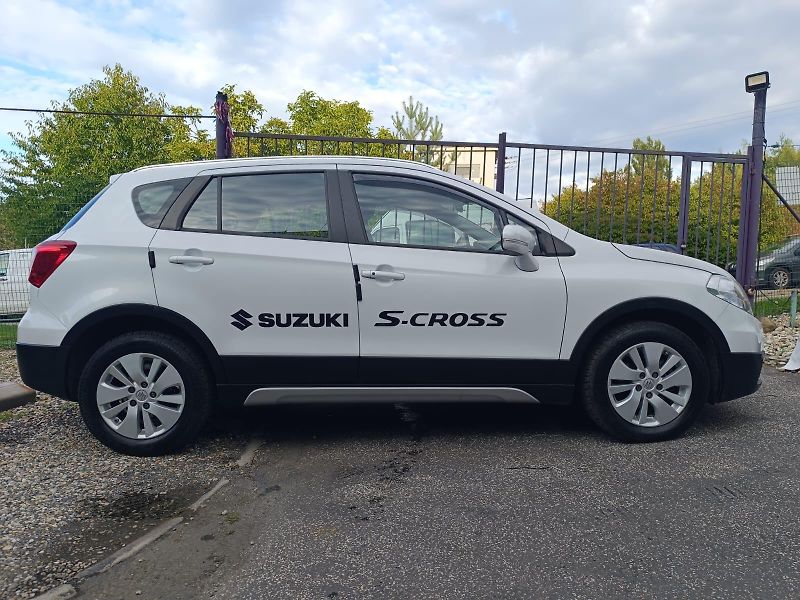 Suzuki SX4 S-Cross 1.6/88kW - fotka 4 z 24