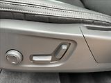 Volvo XC40 1.5 T3 Momentum/Panorama - náhled 20