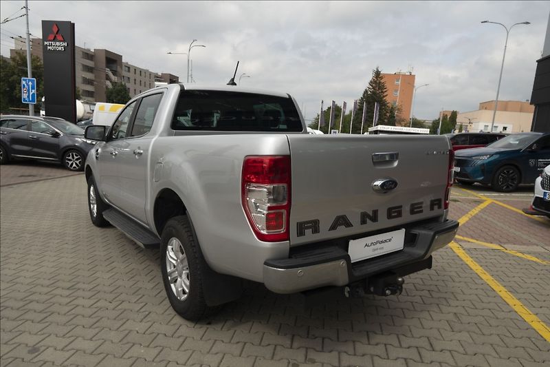 Ford Ranger 2,0 EcoBlue 4WD DOUBLE CAB ČR - fotka 5 z 37