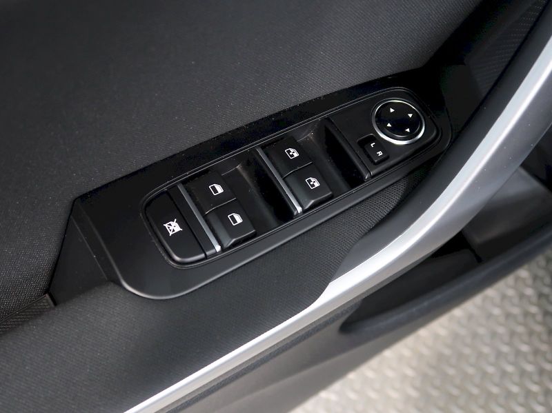 Kia Ceed (2024) FRESH 1.5T-GDI 118kW ZÁRUKA - fotka 14 z 33