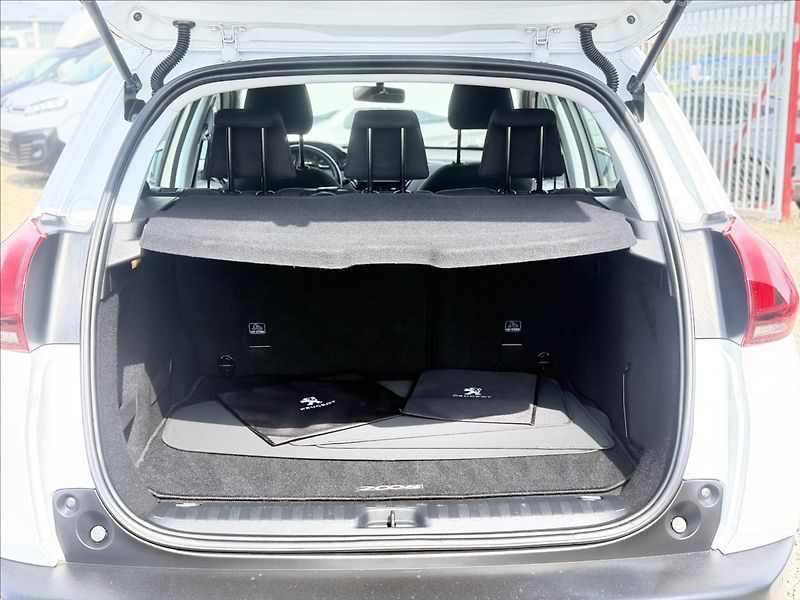 Peugeot 2008 1,2 i DIGIKLIMA, NOVÉ V ČR - fotka 20 z 24