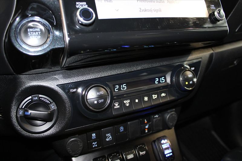 Toyota Hilux 2.8 D4-D DC Expedice/Lov ARB/O - fotka 17 z 36