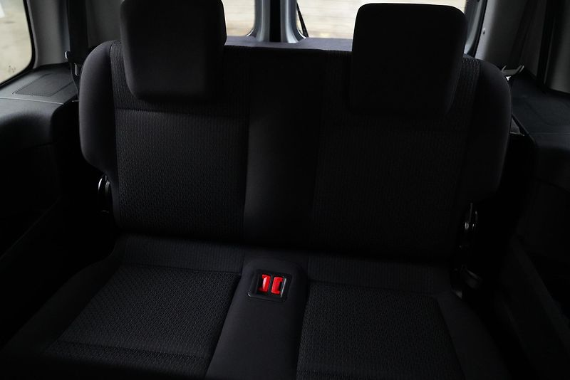 Volkswagen Caddy - fotka 27 z 28