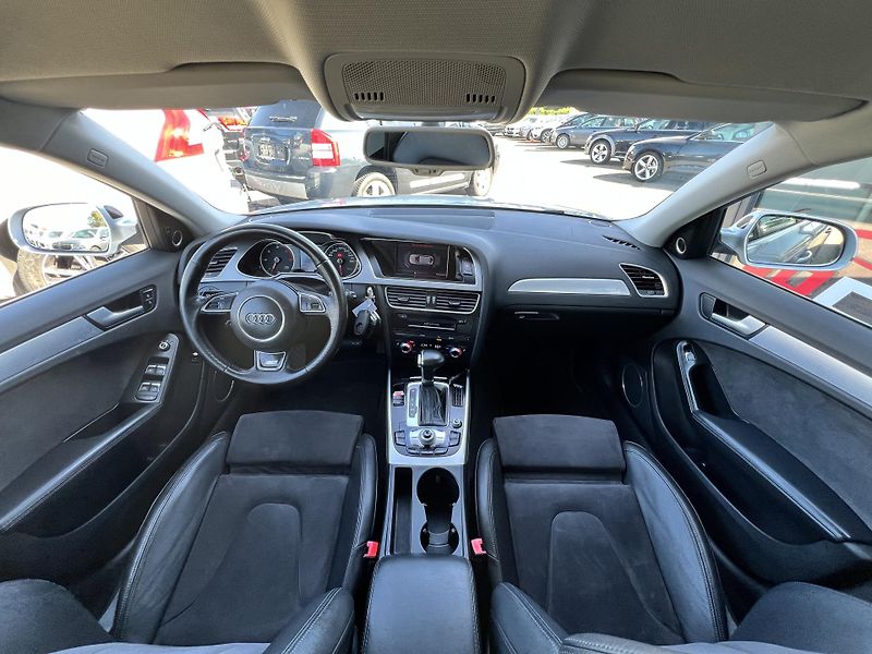 Audi A4 Avant 3.0TDi V6 180kw QUATTRO S-LINE - fotka 20 z 44