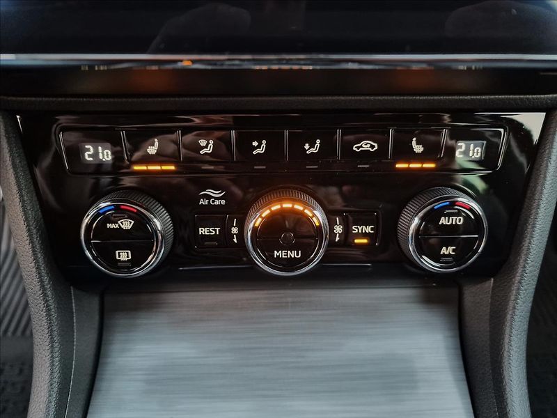 Škoda Superb 2.0 TDI 110kW Style,ČR,1.Maj. - fotka 34 z 50