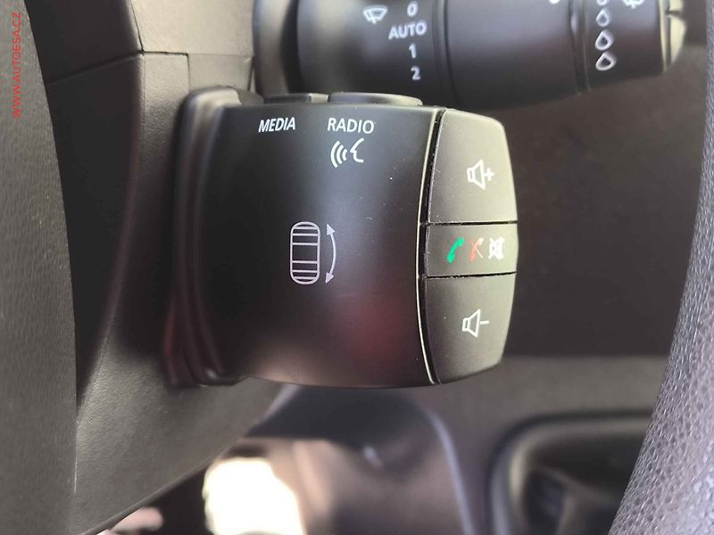 Opel Movano (2021) 2.3CDTi L2H2, stř.nosič, TZ - fotka 19 z 23
