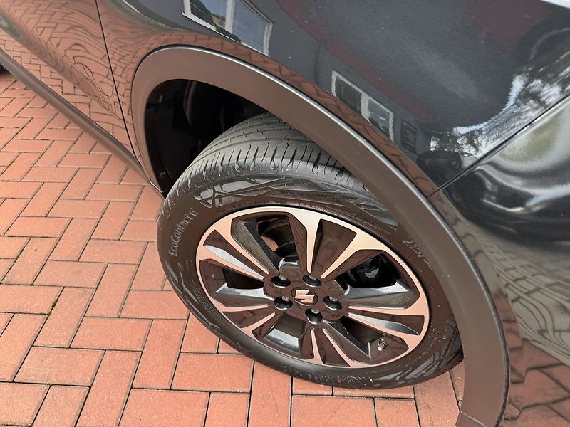 Suzuki Vitara (2023) 1.4i BoosterJet Allgrip ZÁRUKA - fotka 44 z 48