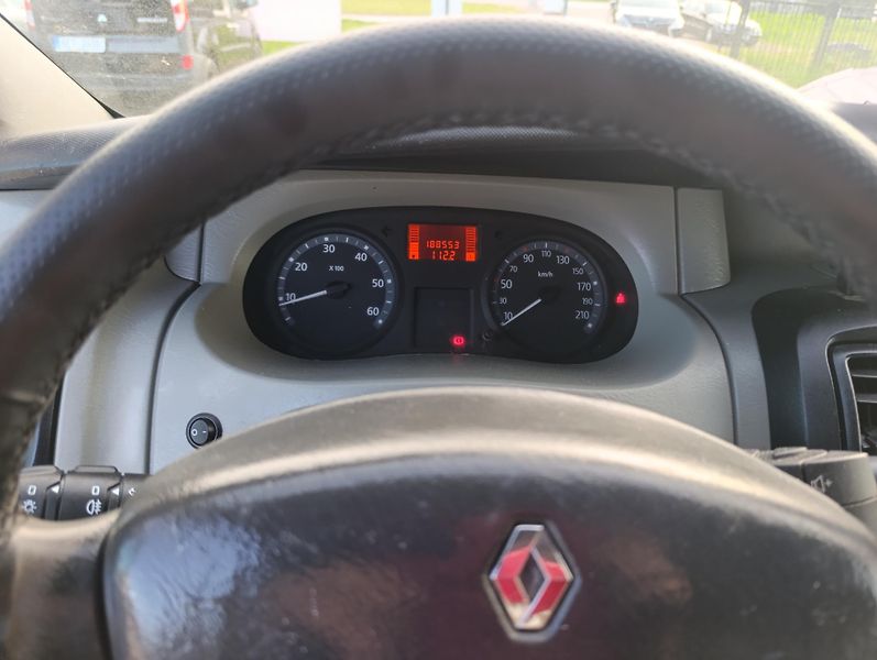 Renault Trafic (2007) 2.0 DCi long,klima,zahrádka,TZ - fotka 12 z 17
