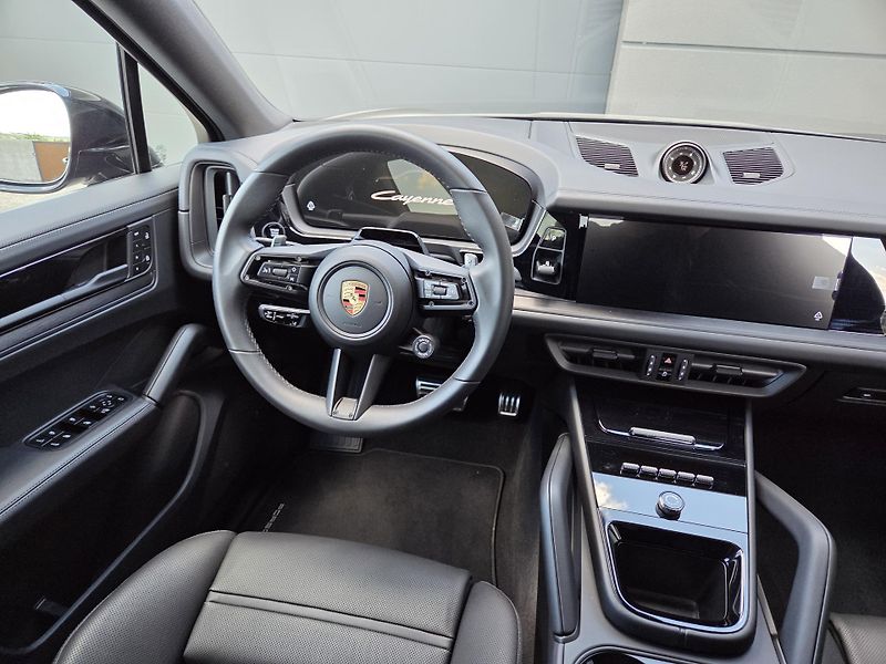 Porsche Cayenne Coupe 260kW Black Edition - fotka 7 z 48