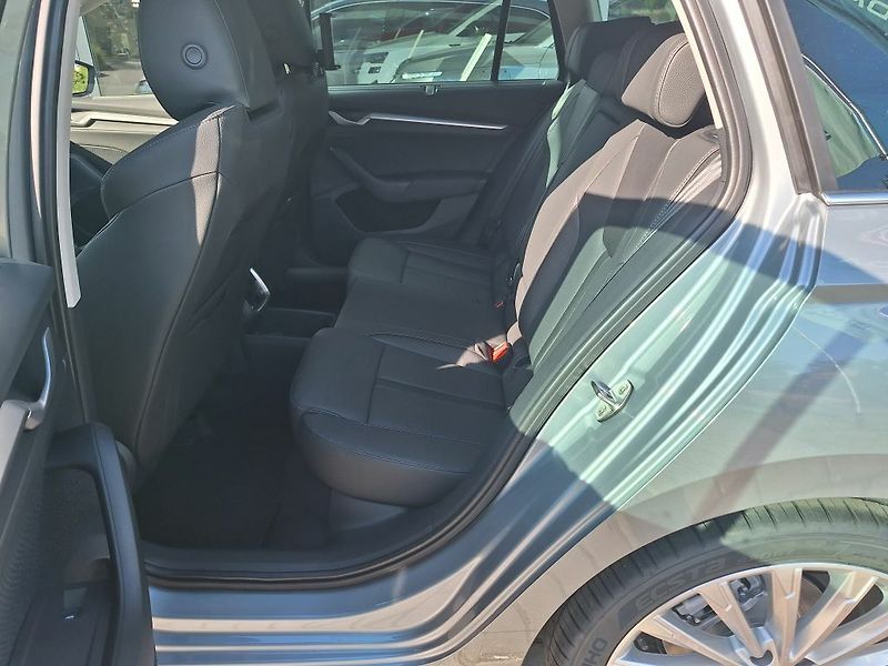 Škoda Octavia Exclusive Selection 1,5TSI 110 - fotka 8 z 11