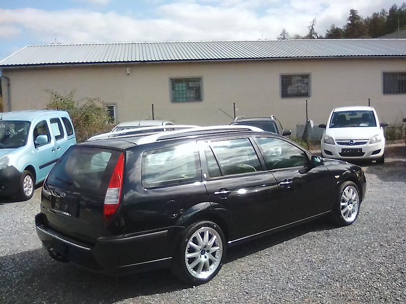 Ford Mondeo (2007) 1.8i 16V Ghia , závěs - fotka 4 z 35
