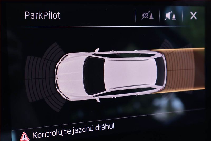 Škoda Octavia (2017) Scout 2.0 TDI, 4X4, Automat - fotka 21 z 27