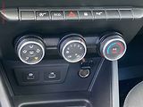 Dacia Duster (2022) 1.0 TCe, Comfort, LED, kamera - náhled 15