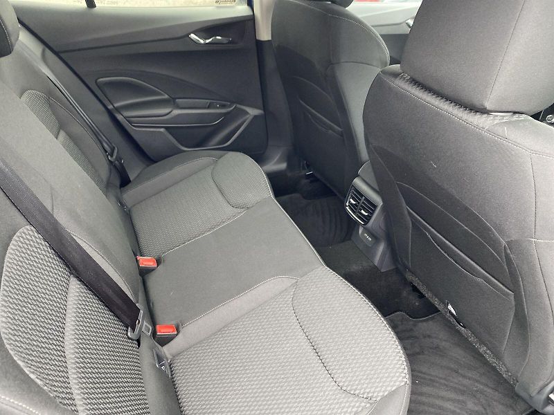 Škoda Fabia (2024) 1.0 TSI 85kW Top Selection - fotka 11 z 32