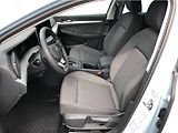 Volkswagen Golf Variant People 1,5 eTSI 7DSG m - náhled 11