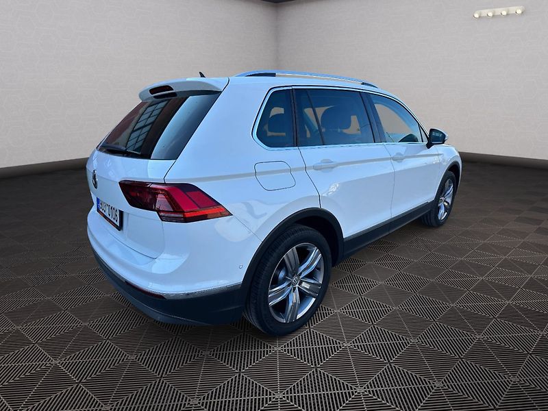 Volkswagen Tiguan (2017) 2.0Tdi 140Kw DSG 4x4 - fotka 7 z 28