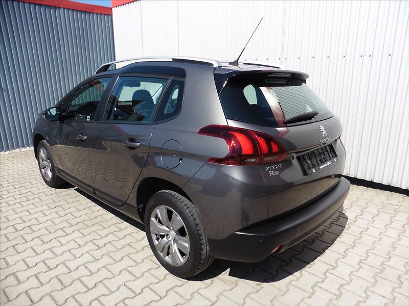 Peugeot 2008 1,2 Allure Navi, 1.maj.. - fotka 3 z 18