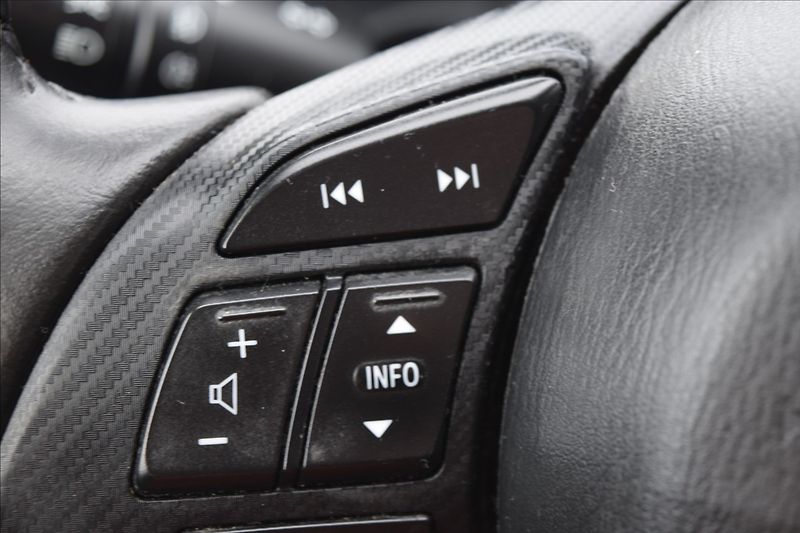 Mazda 3 2,0 G 88KW  DIGIKLIMA ALU NAVI - fotka 27 z 47