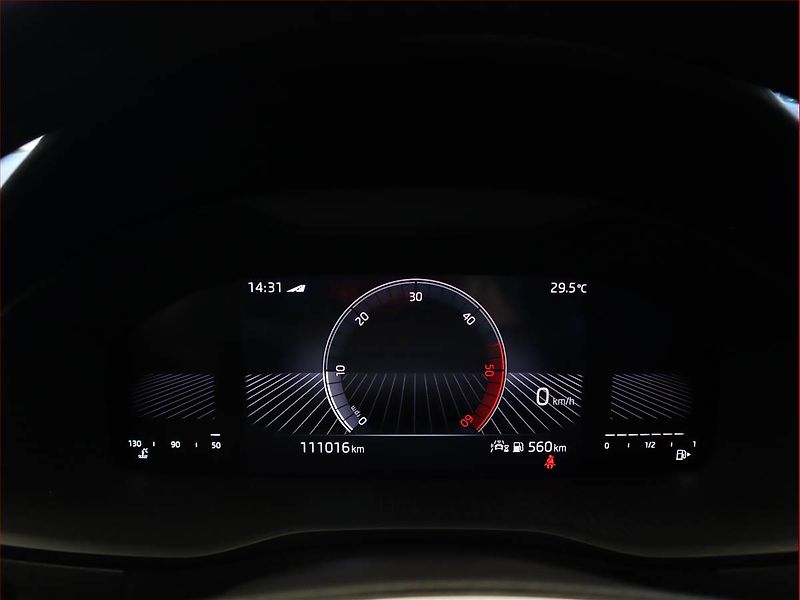 Škoda Karoq (2023) 2.0 TDI - fotka 11 z 23