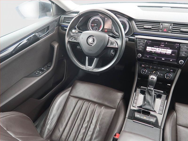 Škoda Superb (2017) Laurin&Klement 2.0 TDI 4x4 - fotka 7 z 24