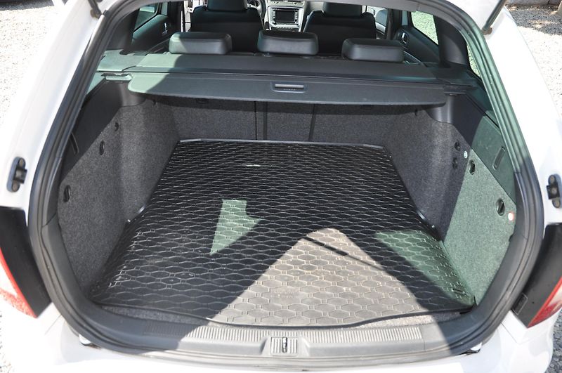 Škoda Octavia II 2.0TDi 125kW KOMBI RS - fotka 8 z 22
