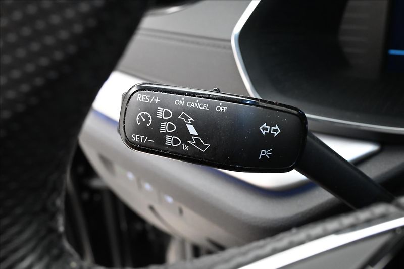Škoda Octavia 1,5 TSI 110 kW TAŽNÉ NAVI Záru - fotka 24 z 32