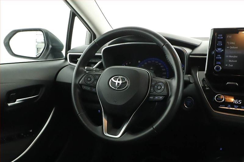 Toyota Corolla (2021) Comfort 1.8 Hybrid - fotka 8 z 16