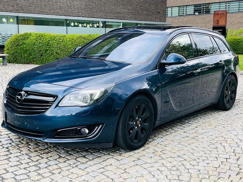 Opel Insignia 2.0CDTi 4x4 AUTOMAT SERVISKA - fotka 5 z 53