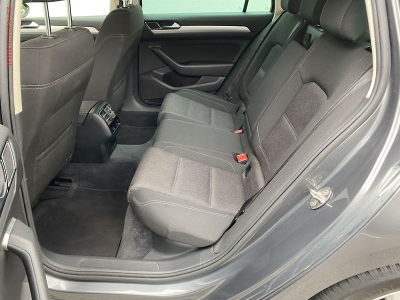 Volkswagen Passat (2015) 1.6 TDi, Comfortline, TZ - fotka 10 z 17