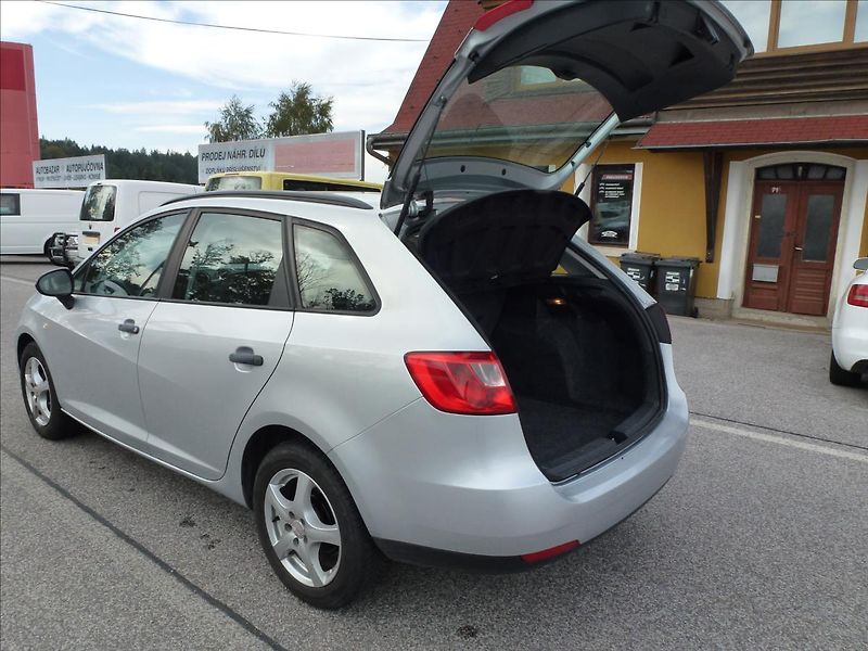 Seat Ibiza 1,2 TDI 3,4-3,9 l/100km  EcoMo - fotka 19 z 48