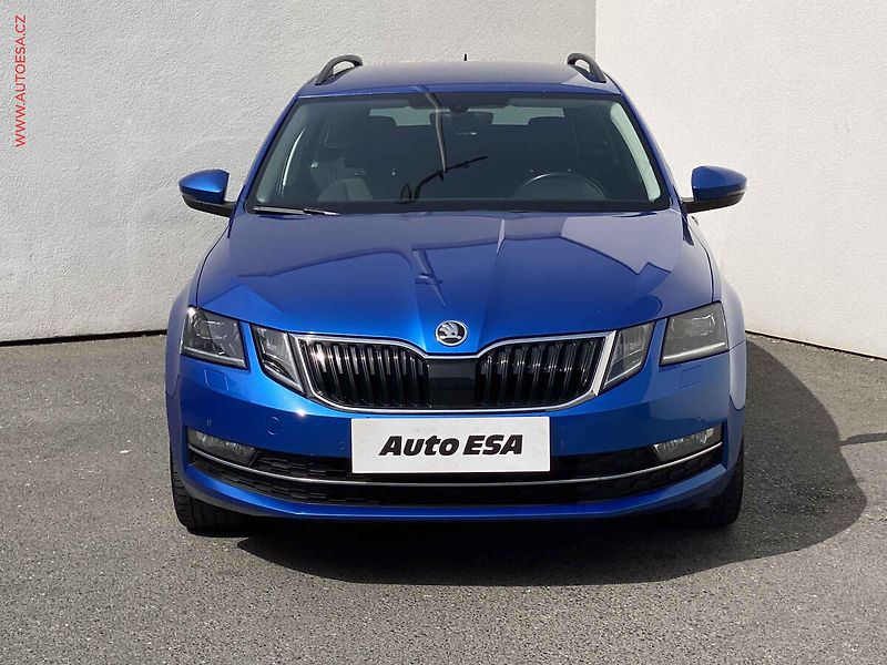 Škoda Octavia (2020) 2.0 TDi, ČR, Style, DSG, LED - fotka 2 z 18