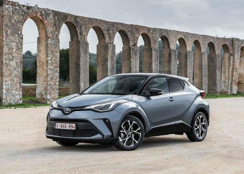 Nabídka prostorných rodinných SUV se stále rozšiřuje