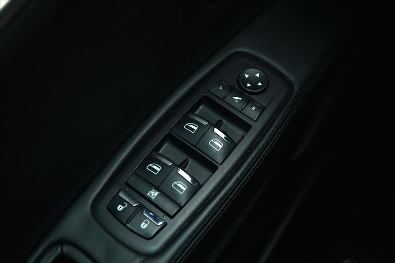 Maserati Ghibli 3.0 S Q4 302kW NAVI - fotka 28 z 29