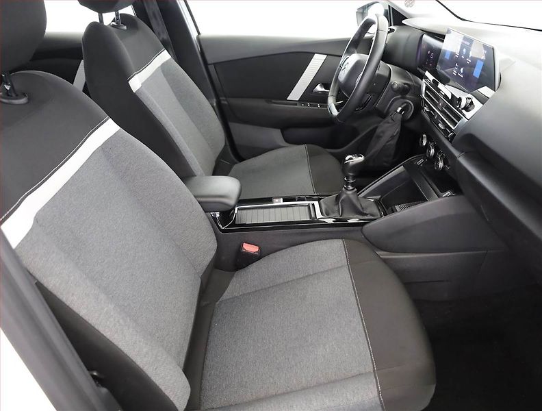 Citroën C4 (2021) 1.2 PureTech, Serv.kniha - fotka 7 z 16