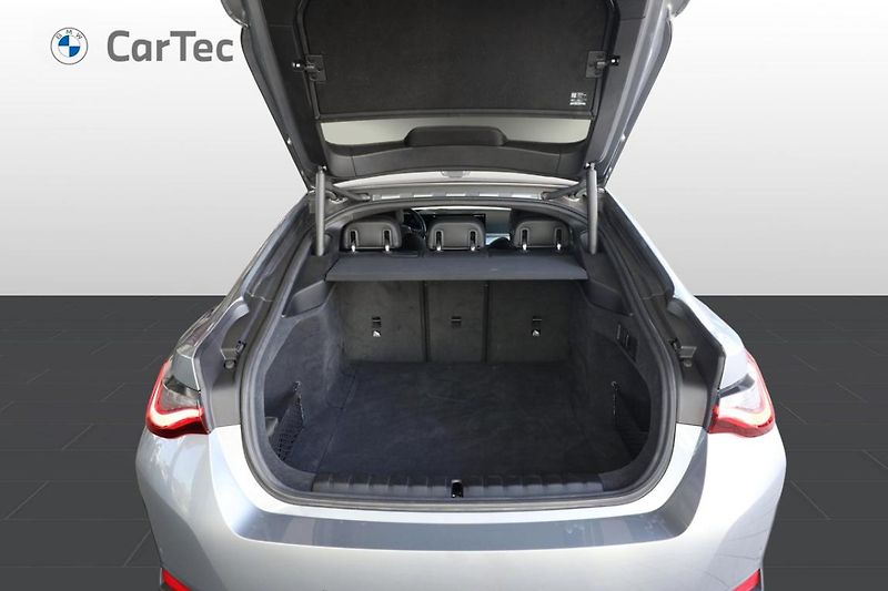 BMW i4 eDrive40 Gran Coupé - fotka 11 z 24