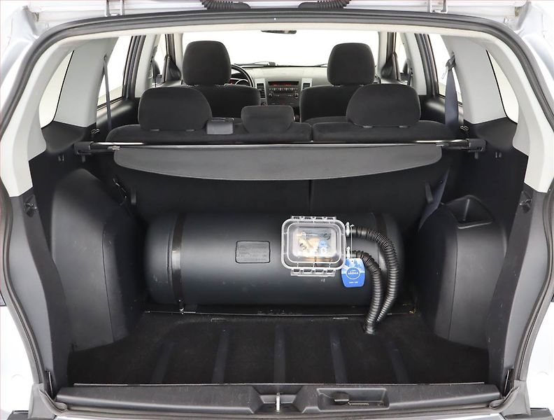 Mitsubishi Outlander (2009) 2.4 MIVEC, LPG, Tempomat - fotka 13 z 19