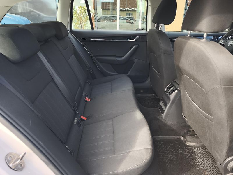 Škoda Octavia 2017 ČR 1.6 TDI 85kW STYLE - fotka 17 z 30