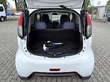 Peugeot iOn 49 kW servisní knížka - náhled 9