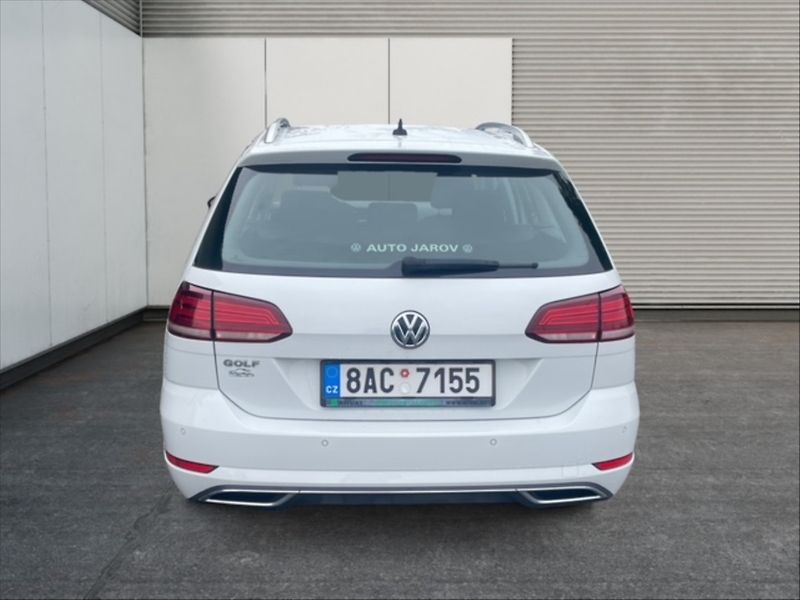 Volkswagen Golf 1,5 TSI Evo Highline - fotka 5 z 11