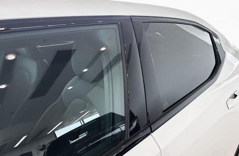 Polestar 2 LR AWD Pilot 360k BLIS Matrix - fotka 29 z 32